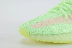 Yeezy Boost 350 V2 GID 'Glow' Replica