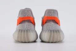 yeezy-boost-350-v2-'tail-light'-replica