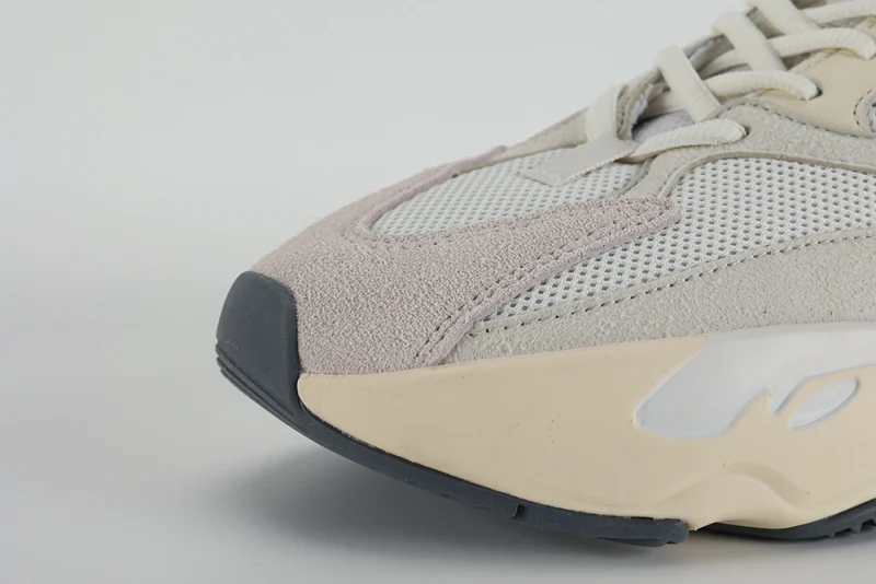 Yeezy Boost 700 Analog Replica