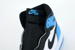 Air Jordan 1 Retro High OG 'UNC Toe'Replica