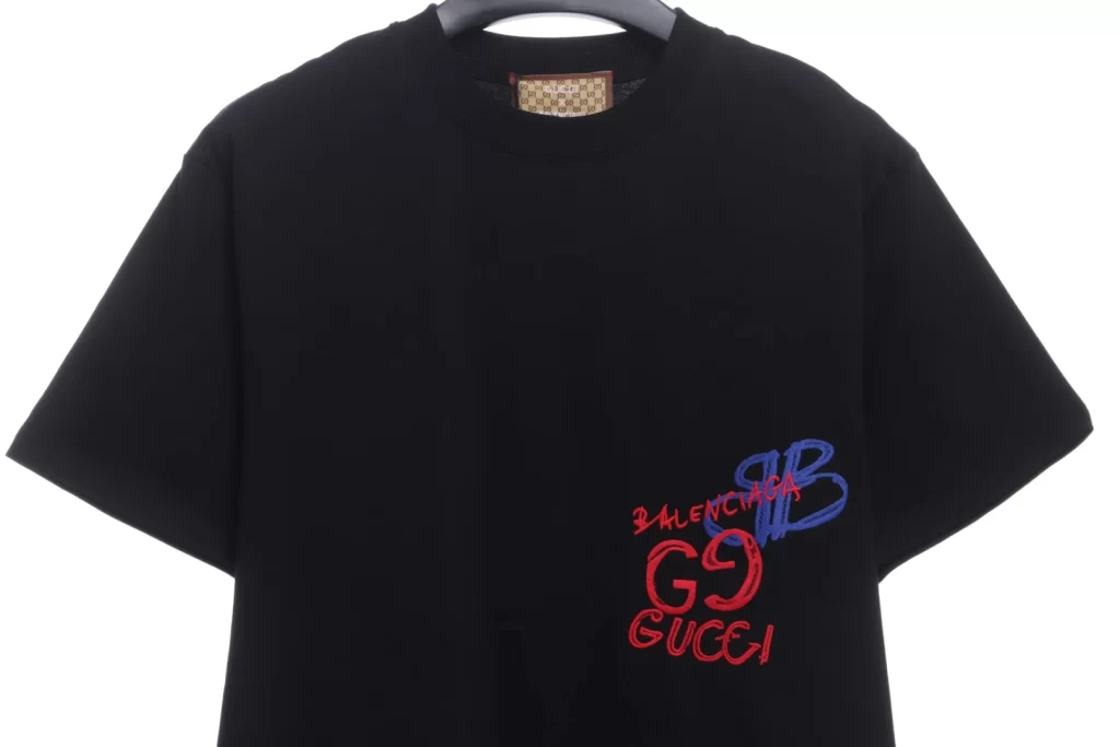 Red and blue embroidery T-shirts