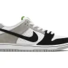 dunk-low-sb-'chlorophyll'-replica