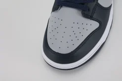 dunk-low-'georgetown'-replica