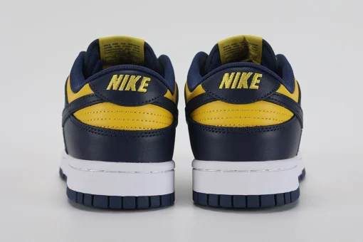 dunk-low-'michigan'-replica