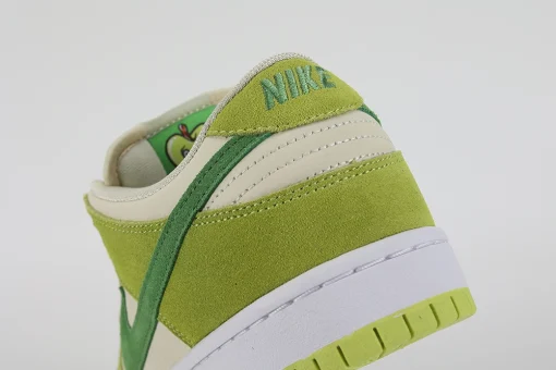 dunk-low-pro-sb-'fruity-pack-green-apple'