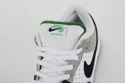 dunk-low-sb-'chlorophyll'-replica