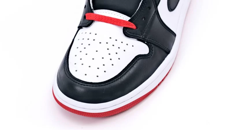 Air Jordan 1 Retro Low OG 'Black Toe'Replica