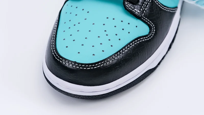 Diamond Supply Co. x Dunk Low Pro SB 'Tiffany' Reps