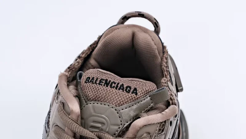 Balenciaga Runner Brown graffiti Replica