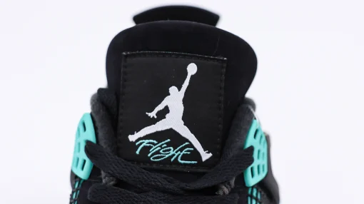 Air jordan 4 Retro "Tiffany." Replica