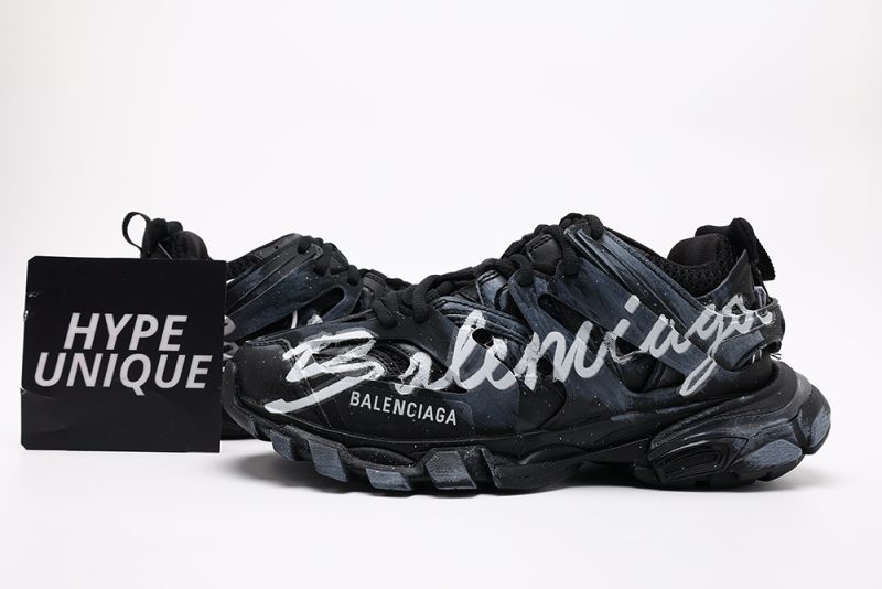 Balenciaga Track Signature Sneaker in Black/white