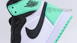 Air Jordan 1 Retro High OG 'Green Glow' Replica