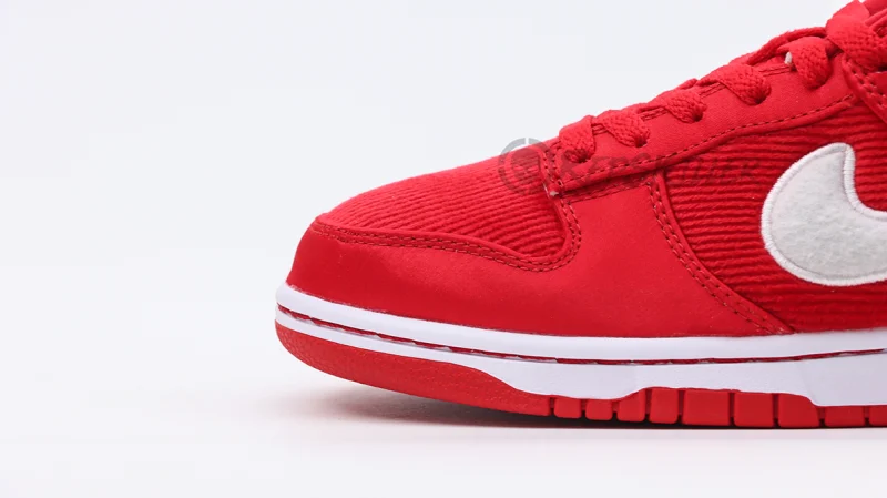 Dunk Low GS 'Valentine's Day 2024' Replica