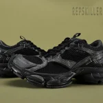 Runner Sneakers in Black Matt