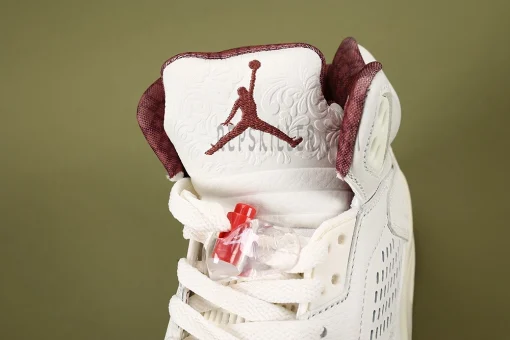 Jordan 5 tongue, red Jump man logo