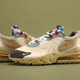 Travis Scott Air Max 270 React