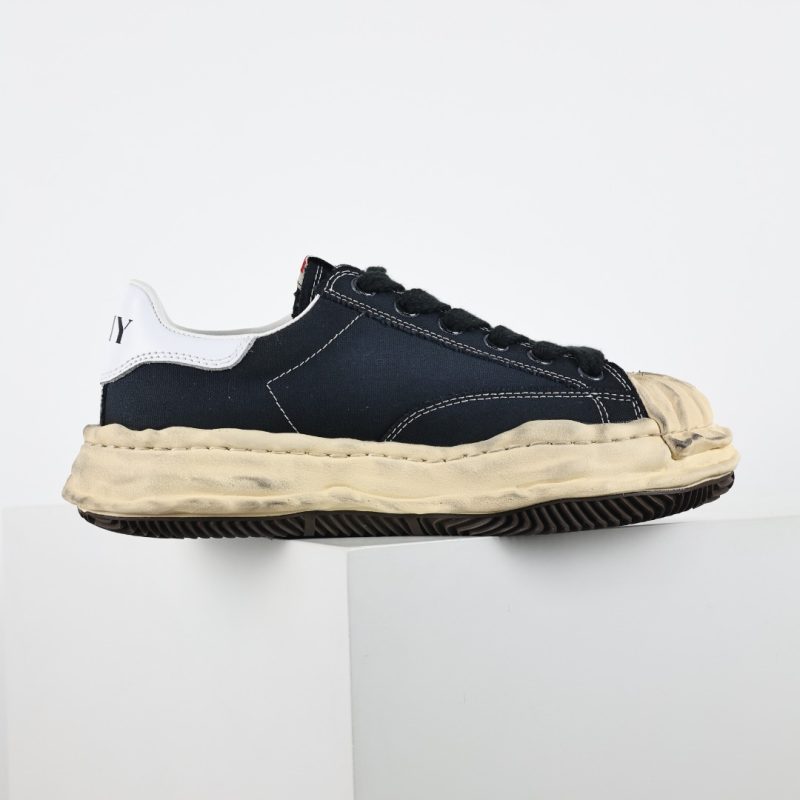 Maison MIHARA YASUHIRO Wayne Original Sole Leather Low Sneaker Black